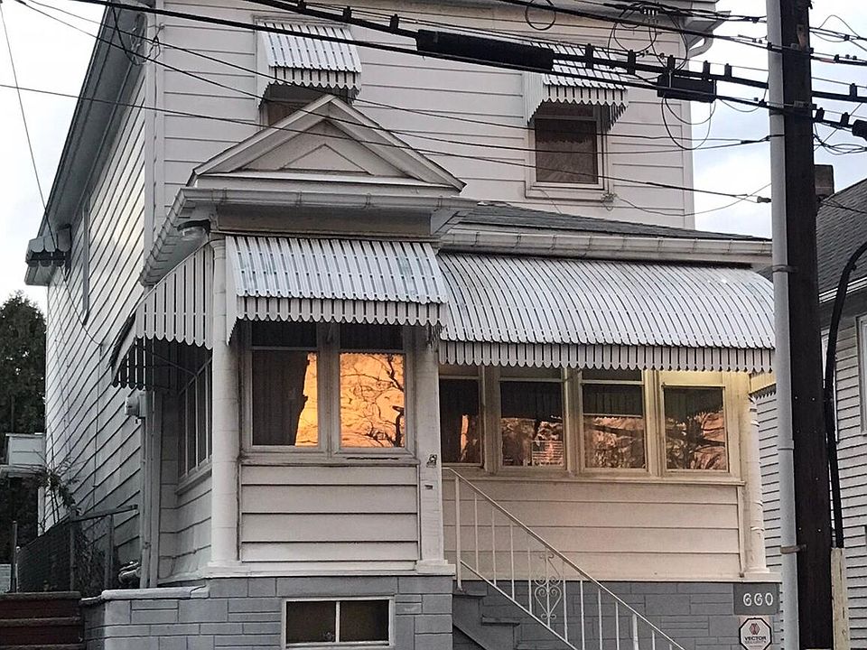 2nd image of 660 N Washington St