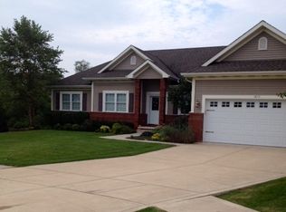 1615 Blue Heron Ct, Crown Point, IN 46307
