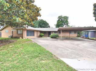 4659 E 55th Pl, Tulsa, OK 74135