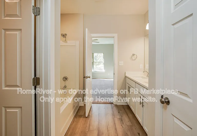 819 Temple St — Photo 7