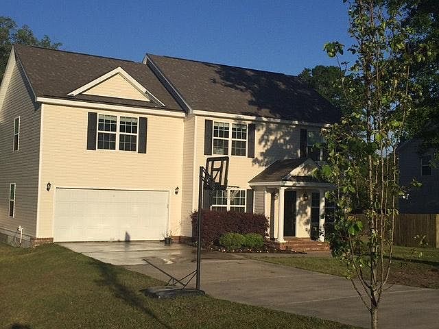 1st image of 427 Auburn Rd