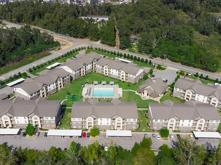 McKenzie Park Apartments — Photo 27
