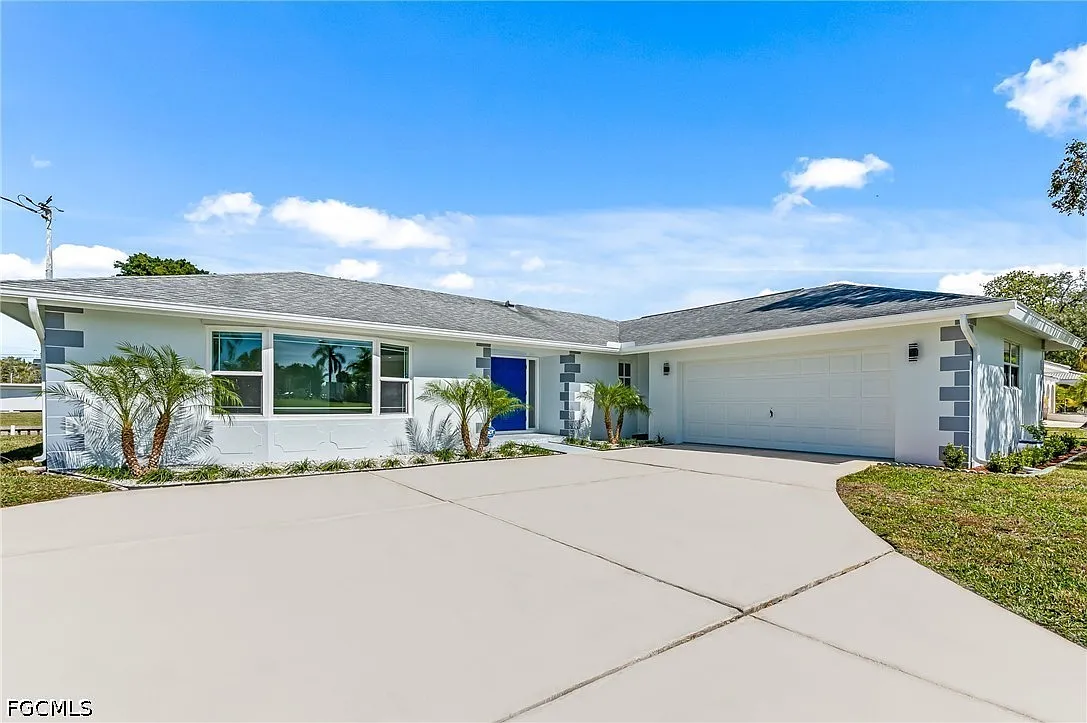 3 bed, 2.0 bath, 1648 sqft, $3,300 — Photo 1