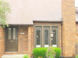 2112 Coach Rd N, Columbus, OH 43220