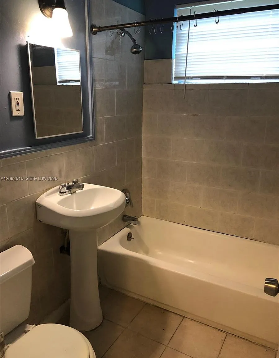 Roselawn Heights — Photo 3