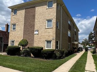 6744 W Diversey Ave #3S, Elmwood Park, IL