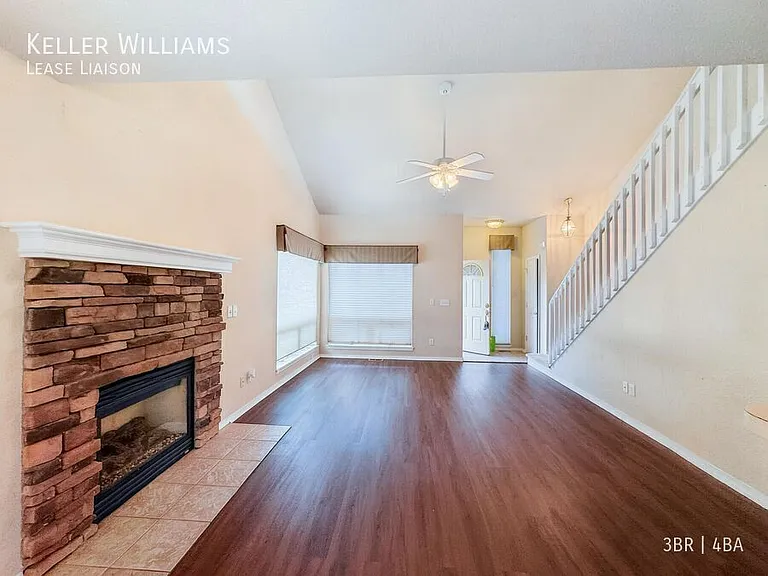701 Westwood Trce — Photo 9