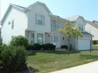 1680 Foltz Dr, Hoffman Estates, IL 60169