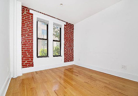 2nd image of 380 S 4th St APT 5