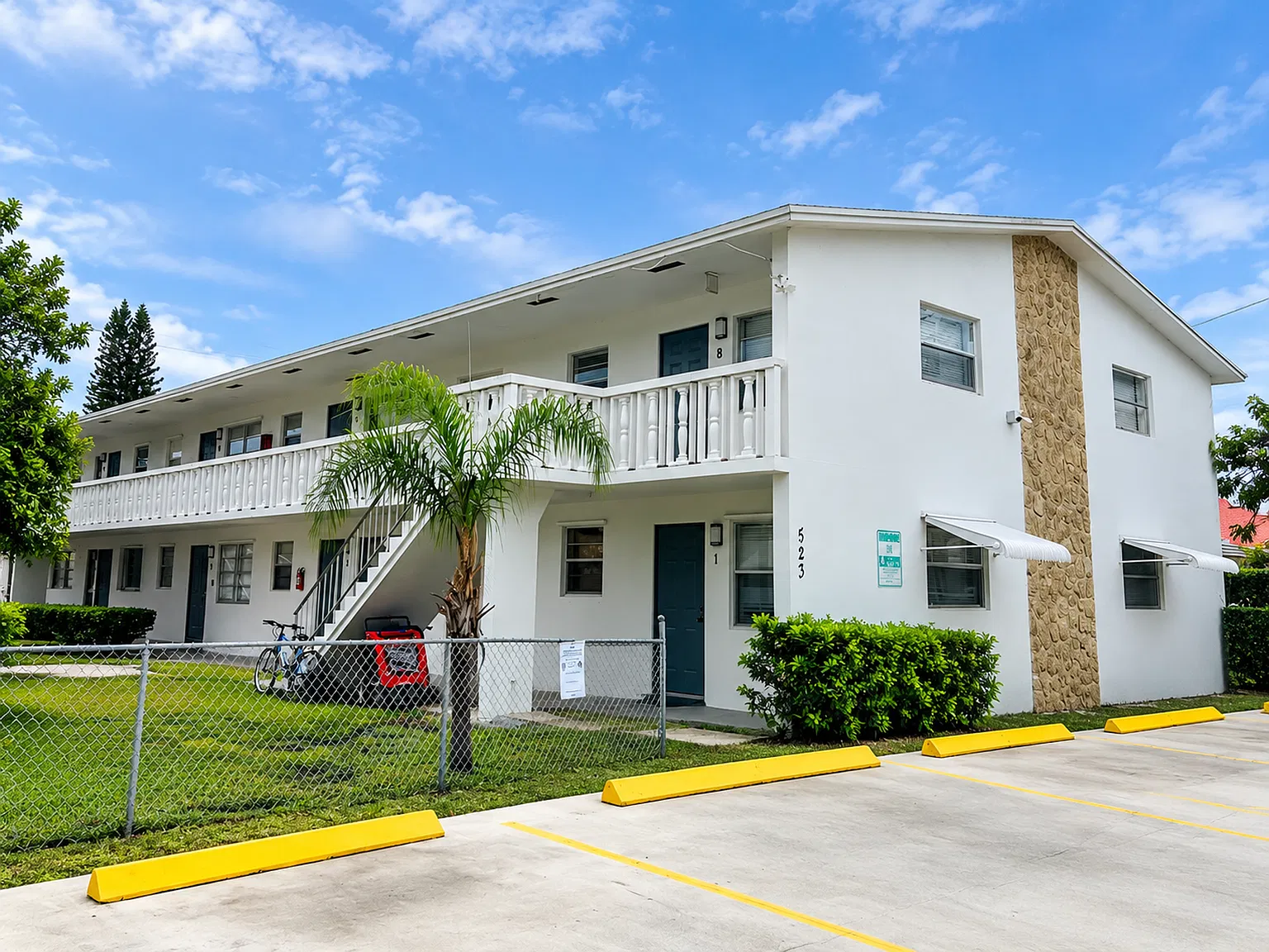 523 S K St Lake Worth, FL 33460 — Photo 2