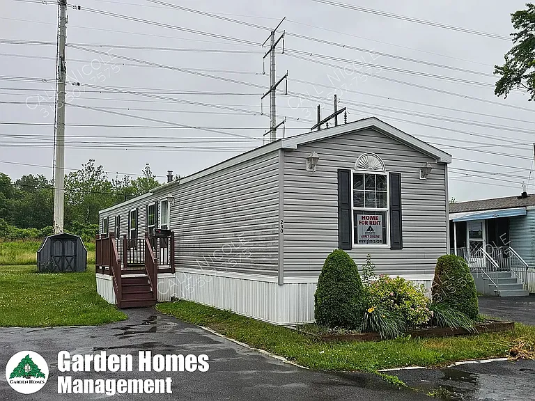 230 Maverick Ln — Photo 2