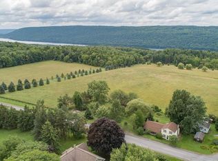 5946 Middle Rd, Springwater, NY 14560