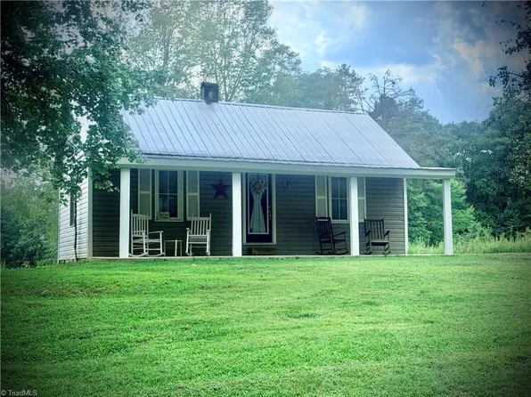 8750 Dennis Rd, Germanton, NC 27019