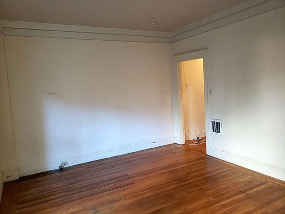 5th image of 840 Geary St #12