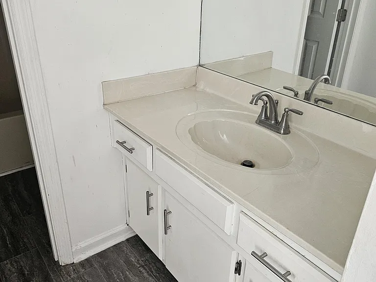 215 Strawberry Ct — Photo 11