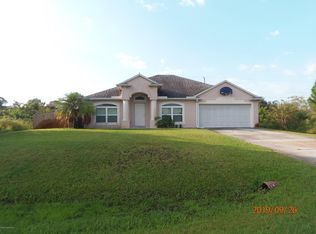 524 Fredericksburg St SW, Palm Bay, FL 32908