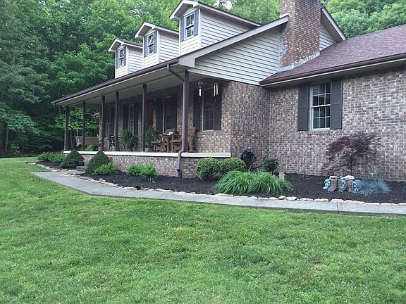 2nd image of 70 Bragg Ln