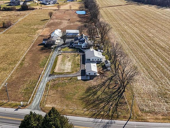 5th image of 1340 Hazlettville Rd