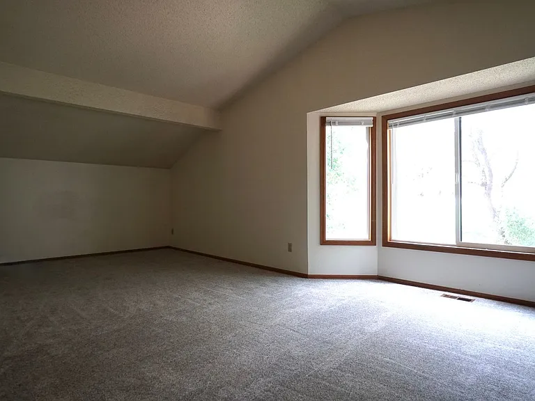 1155 Popes Valley Dr — Photo 18