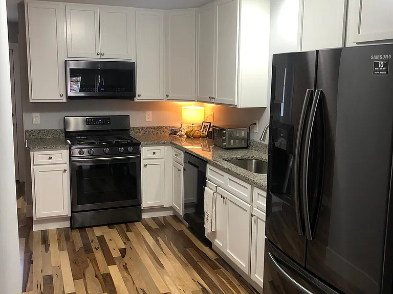 1631 Clarkson St — Photo 5