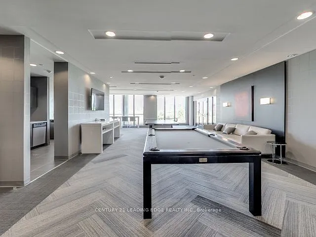 51 E Liberty St #1002 — Photo 17