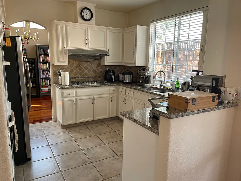 3715 Angus Way — Photo 6
