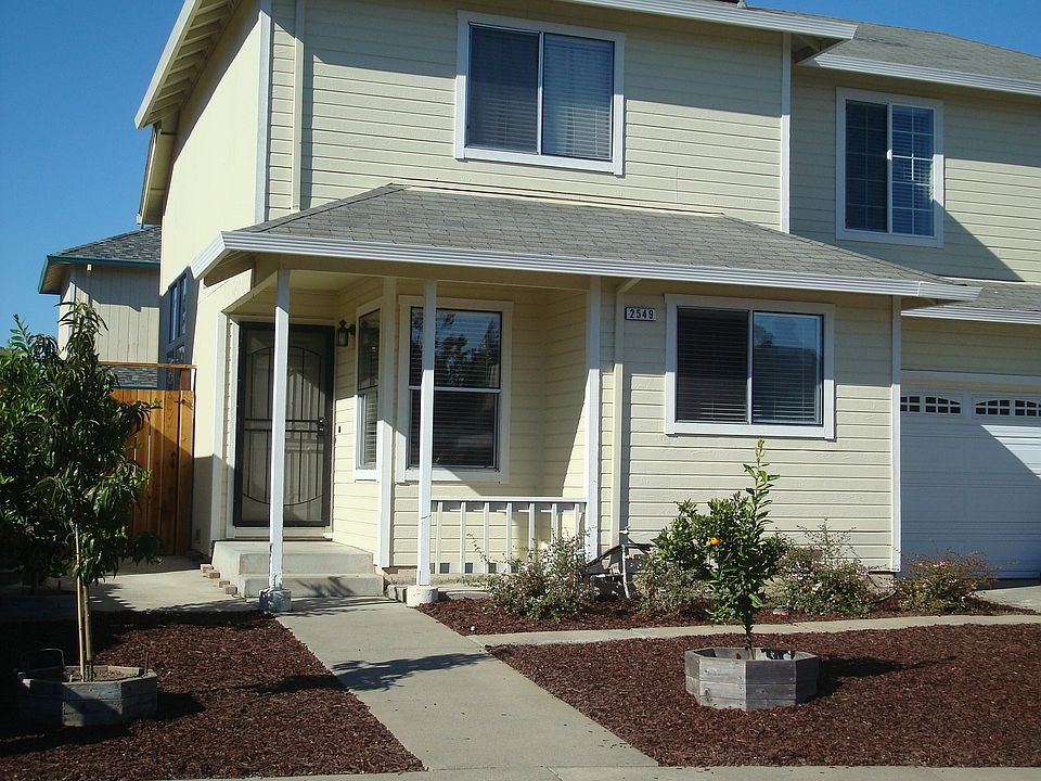 2nd image of 2549 Kally Ct