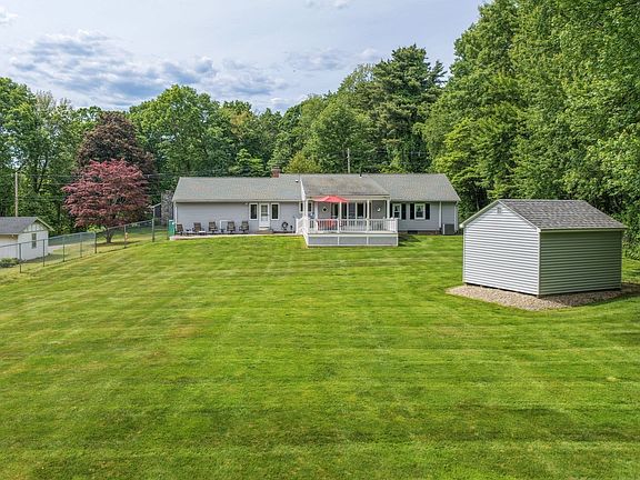 4th image of 296 Pease Rd