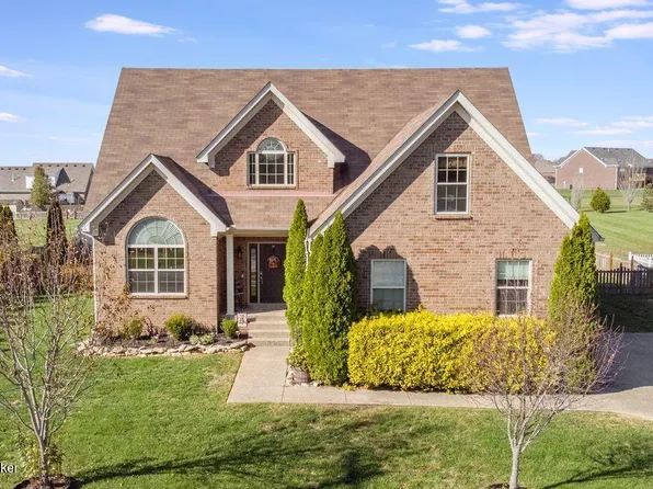 751 Armstrong Ln, Mount Washington, KY 40047