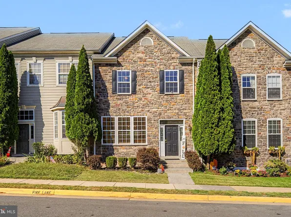 802 Linfield Ter NE, Leesburg, VA 20176