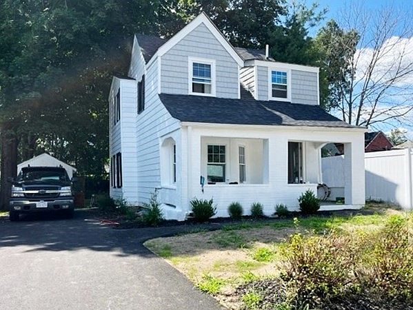 1st image of 54 Wentworth Ave