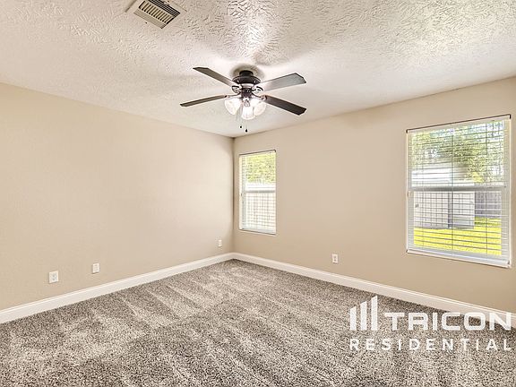 4th image of 2516 Redfish Dr