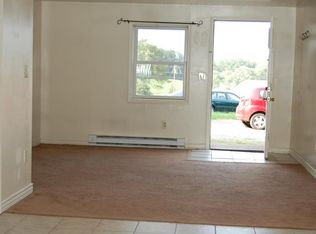 609 Grove City Rd APT 11, Slippery Rock, PA 16057