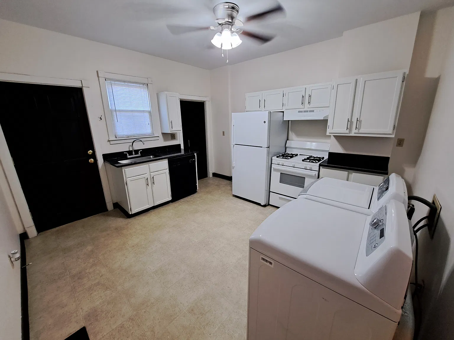 518 W 2nd Avenue — Photo 3