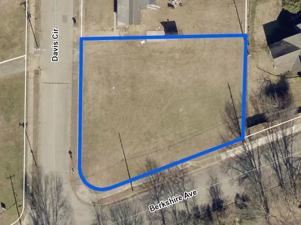 1842 Davis Cir Lot 4, Memphis, TN 38128