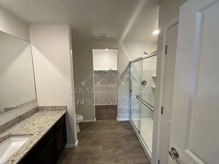 258 S Oak St — Photo 6