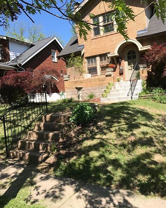 1st image of 2484 Hartland Ave