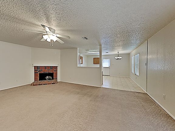 3rd image of 1126 Seneca Dr