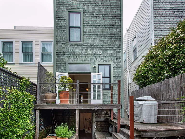 2381 Bush St — Photo 48