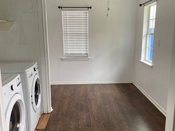 5th image of 111 E Southland Ave