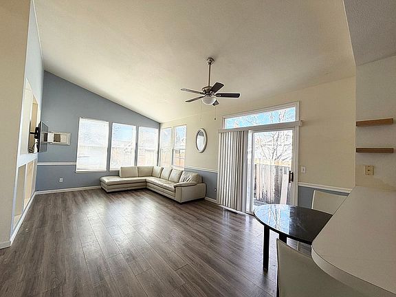 2nd image of 4695 Hampton Ln