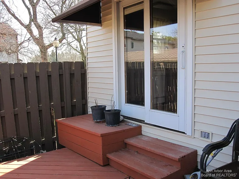 3238 Alpine Dr — Photo 21