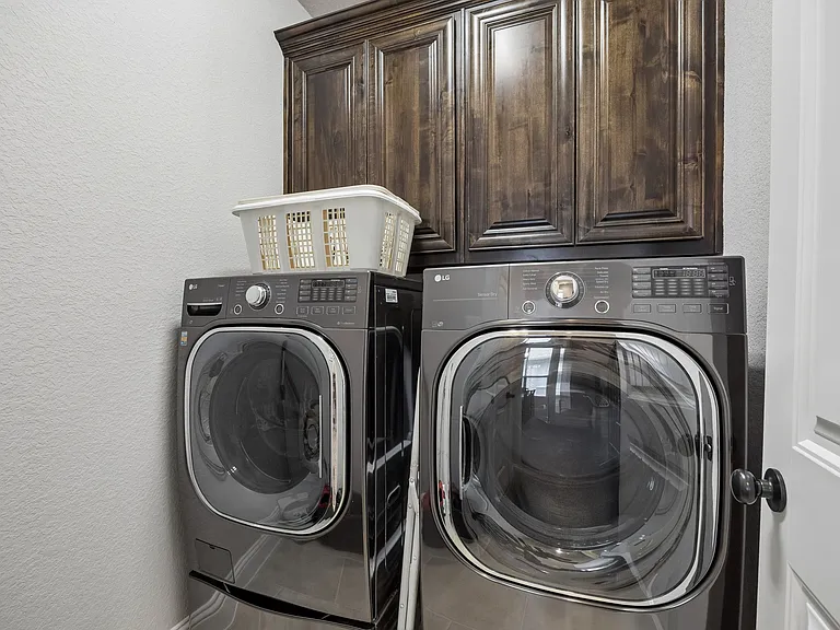 1322 Middleground Dr — Photo 23
