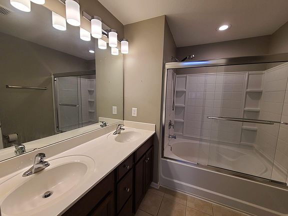 4th image of 853 Jarman Dr
