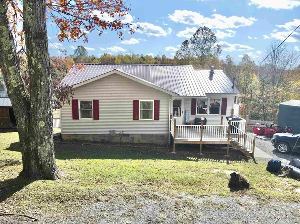 439 Skelton Rd, Buckhannon, WV 26201