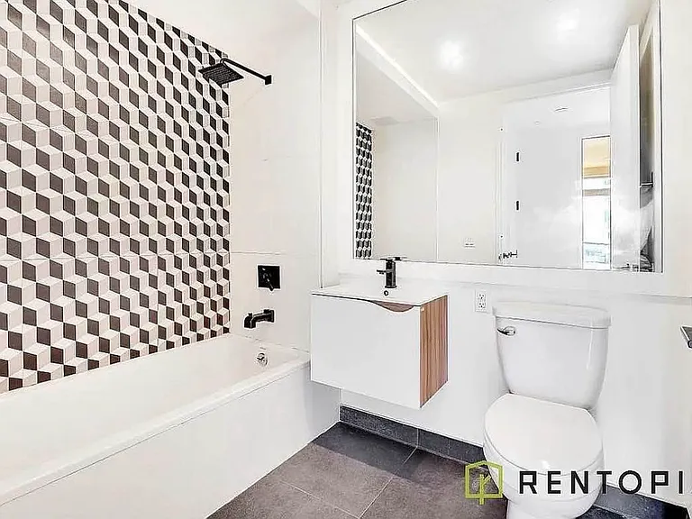 1875 Atlantic Ave #205B — Photo 4