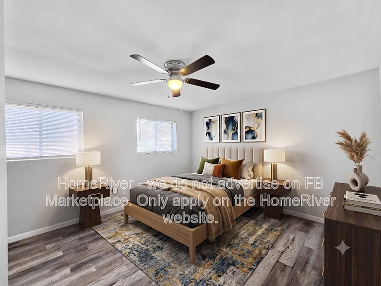 512 S 75th Pl — Photo 7