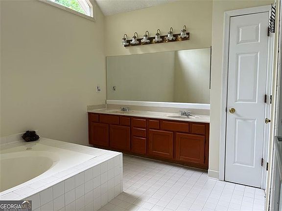 5th image of 1397 Wynford Walk SW