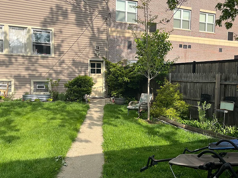 8037 Floral Ave #2 — Photo 19