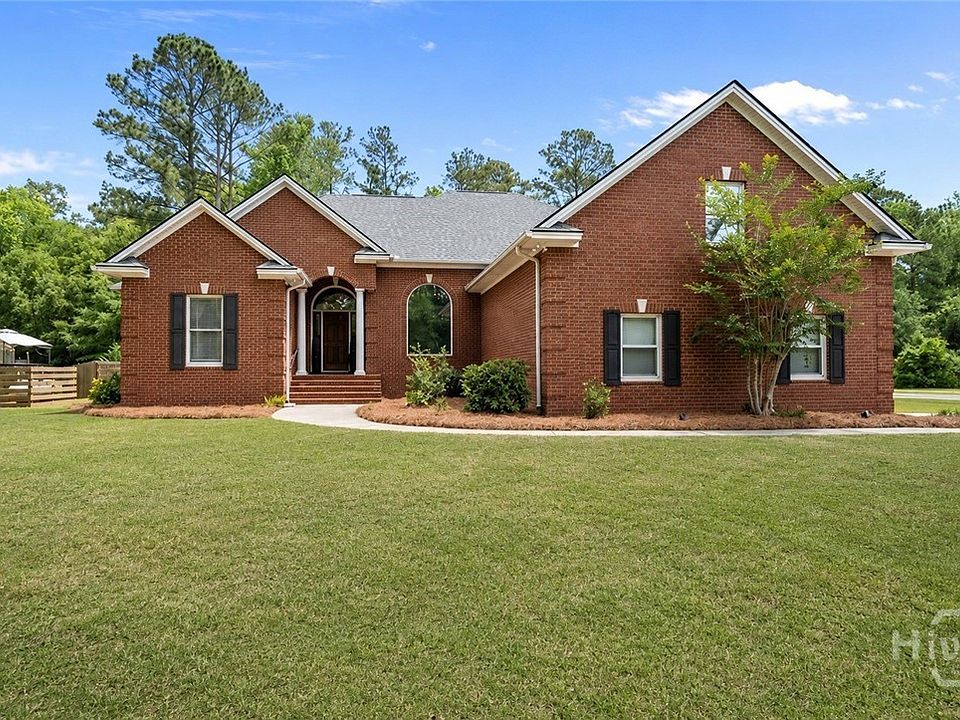 1st image of 572 Kelsall Drive